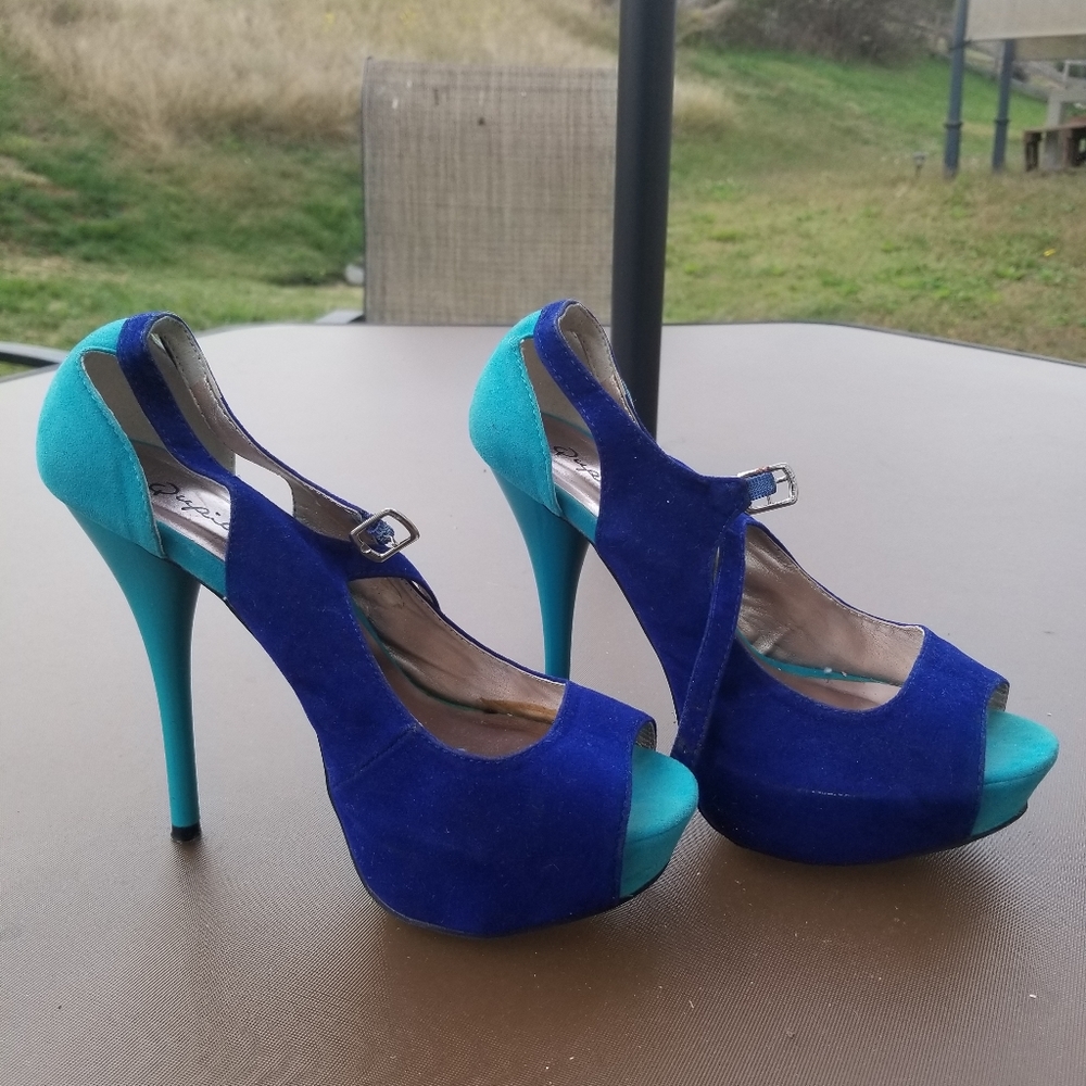 Navy and teal high heel shoes